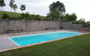 Costruzione di piscina in collina